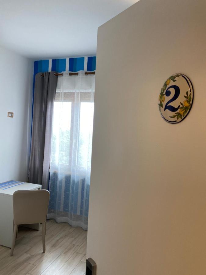 Sorrento Inn Lodge Екстериор снимка
