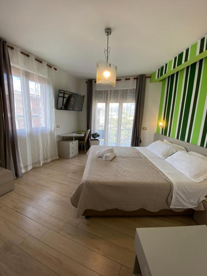 Sorrento Inn Lodge Екстериор снимка