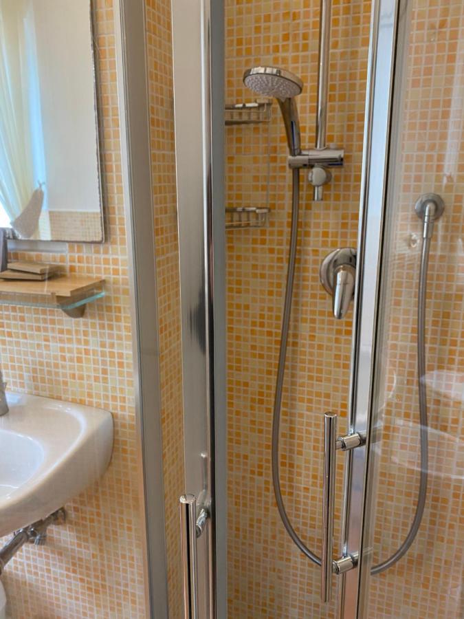Sorrento Inn Lodge Екстериор снимка